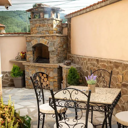 Beluga Guest house 3*